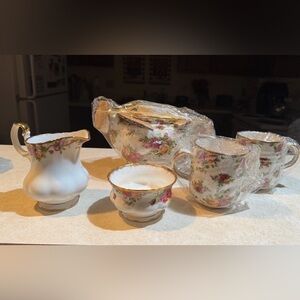 Royal Albert Old Country Roses Tea Set